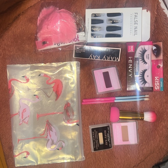 Pink iridescent Flamingo Reusable Ziploc keepsake bag - Picture 4 of 8